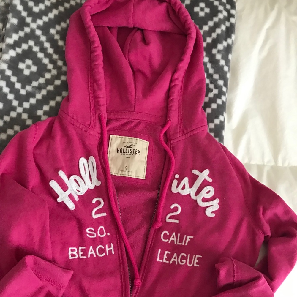 hollister hot pink zip up hoodie